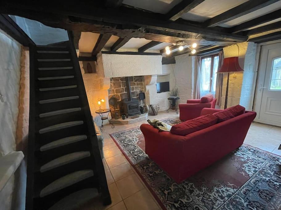 Le Petit Fleur - The Little Flower, Cosy Cottage Saint-Michel-de-Montjoie Exteriör bild